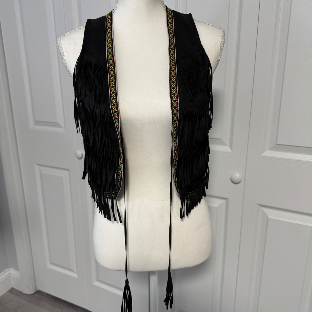 Fresh Brewed Girl Faux Suede Fringe Vest Black Embroidered Trim Boho Kids Medium